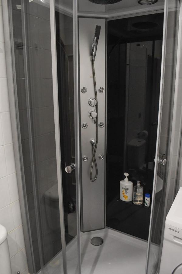 Apartamento Descalzos Севиля Екстериор снимка