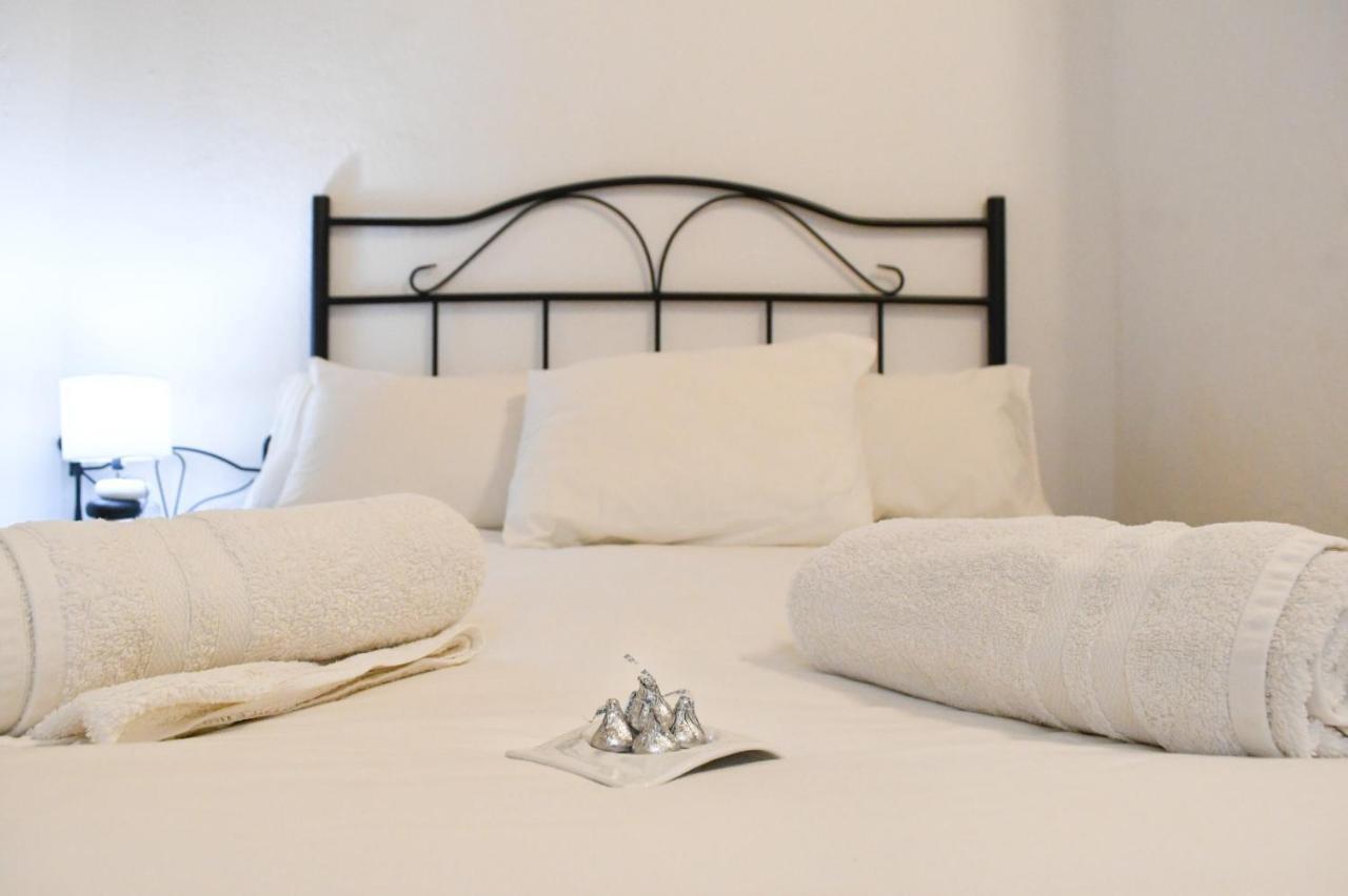 Apartamento Descalzos Севиля Екстериор снимка