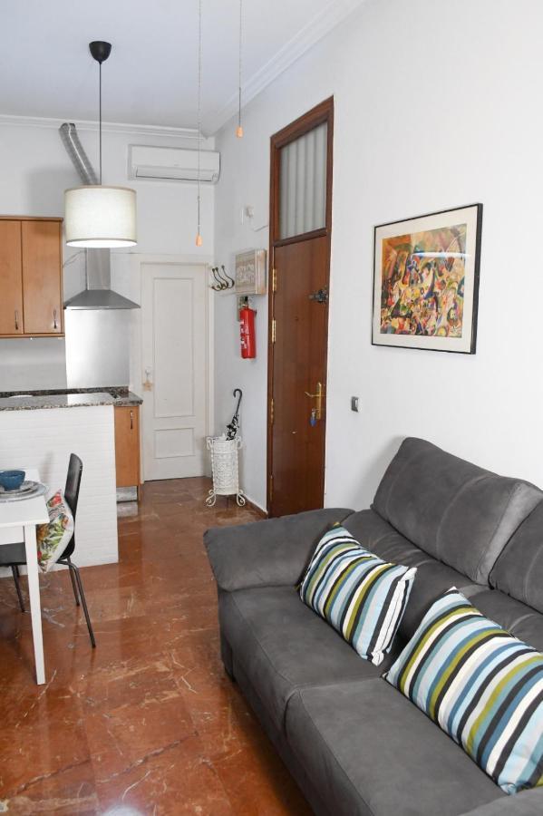 Apartamento Descalzos Севиля Екстериор снимка
