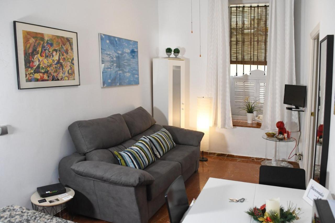 Apartamento Descalzos Севиля Екстериор снимка