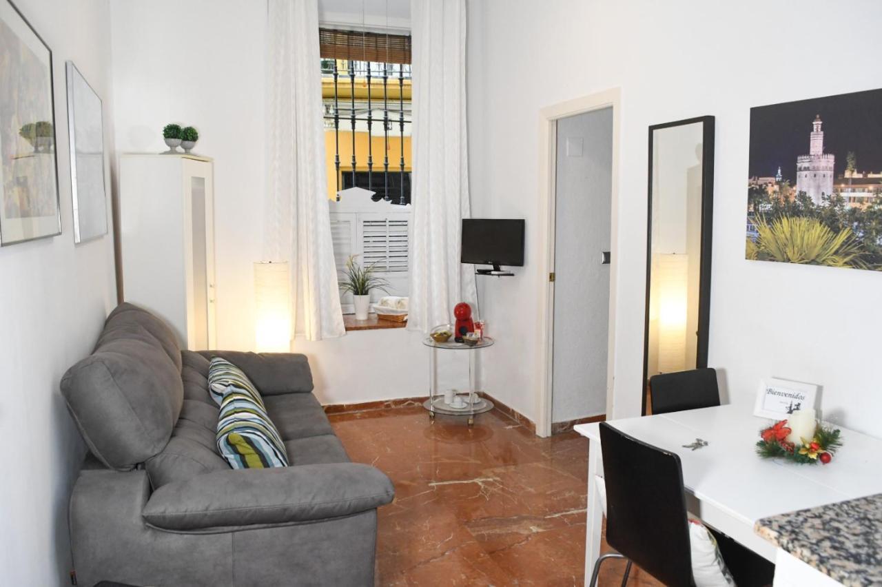 Apartamento Descalzos Севиля Екстериор снимка